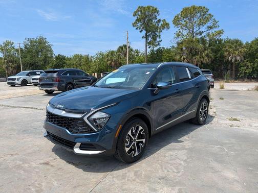Blue 2023 Kia Sportage Hybrid EX