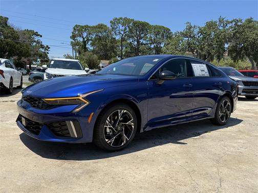 2025 Kia K5 GT-Line
