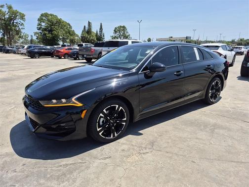 2024 Kia K5 GT-Line