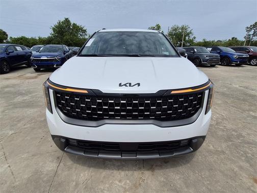 2025 Kia Carnival Hybrid SX