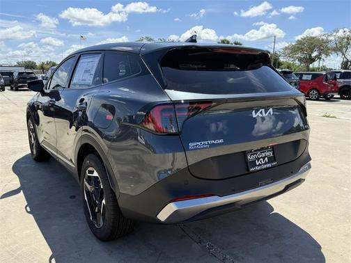 2026 Kia Sportage Hybrid S