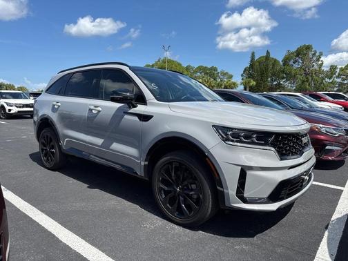 2023 Kia Sorento SX