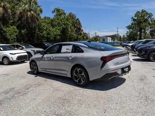2025 Kia K5 GT-Line