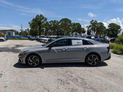 2025 Kia K5 GT-Line