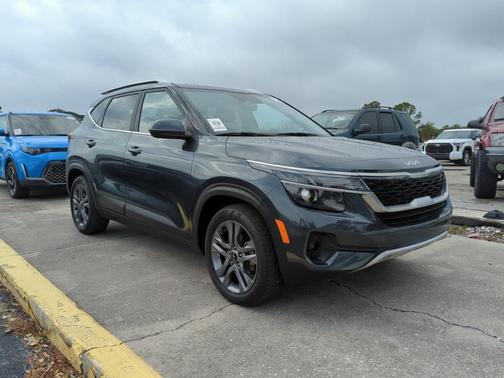 2023 Kia Seltos S