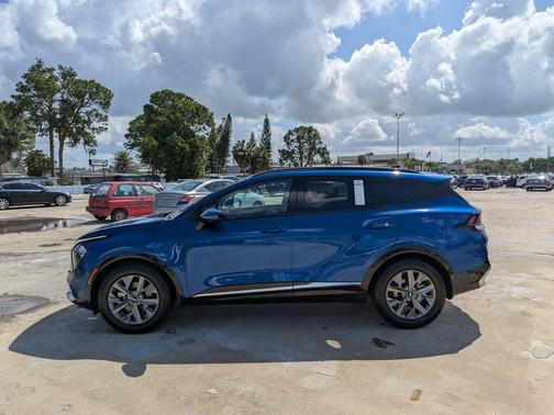 Sapphire Blue 2023 Kia Sportage SX
