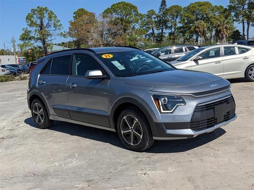 2023 Kia Niro EX