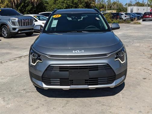 2023 Kia Niro EX
