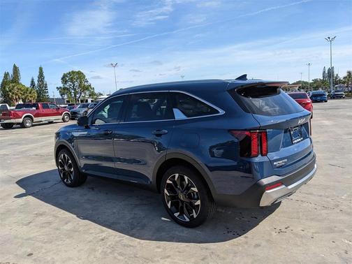 2025 Kia Sorento EX