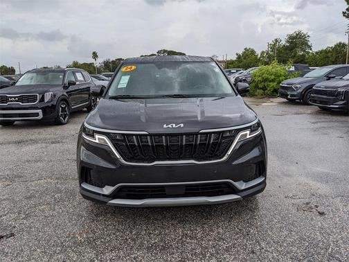 2024 Kia Carnival EX