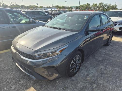 2024 Kia Forte LXS