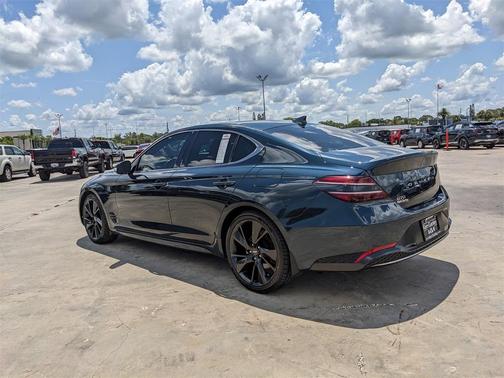 2023 Genesis G70 2.0T