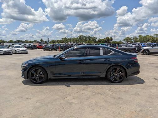 2023 Genesis G70 2.0T
