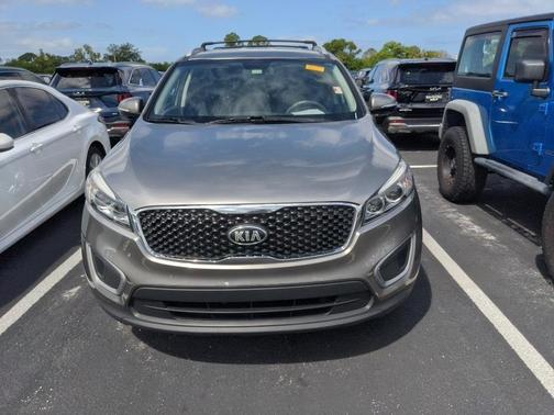 2017 Kia Sorento LX