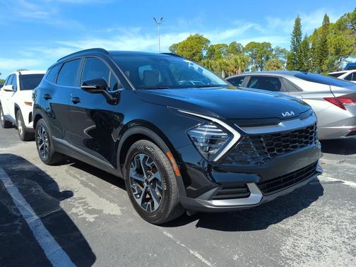 2025 Kia Sportage EX