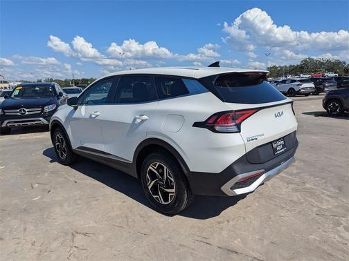 2024 Kia Sportage LX