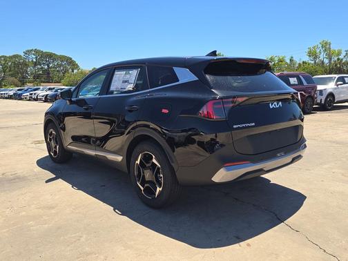 Ebony Black 2026 Kia Sportage EX