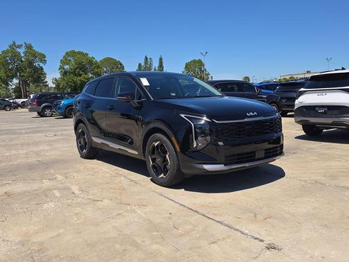 Ebony Black 2026 Kia Sportage EX