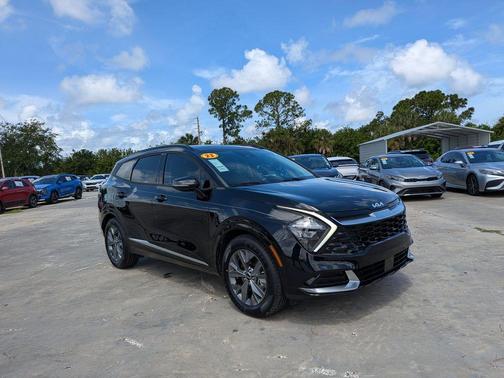 Ebony Black 2023 Kia Sportage SX