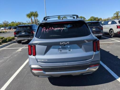 2025 Kia Sorento S