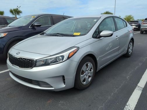 Silky Silver 2018 Kia Forte LX