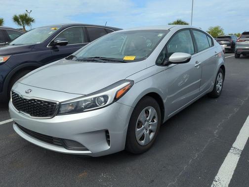 Silky Silver 2018 Kia Forte LX