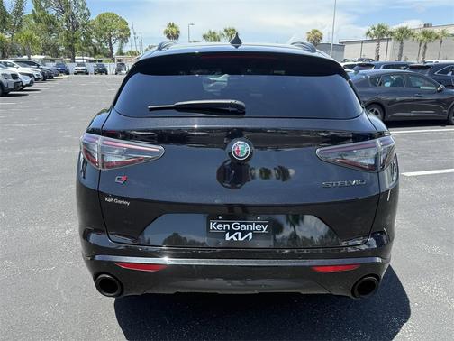 2021 Alfa Romeo Stelvio Ti Sport