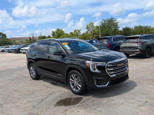 Ebony Twilight Metallic 2024 GMC Terrain SLT
