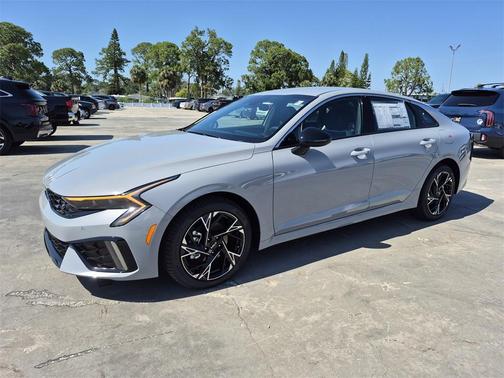 2025 Kia K5 GT-Line