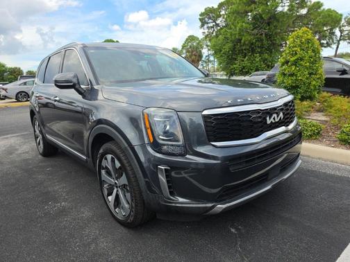 Gravity Gray 2022 Kia Telluride S