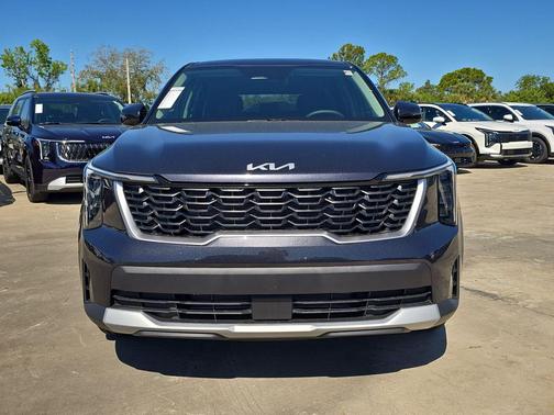 Metal 2026 Kia Sorento LX