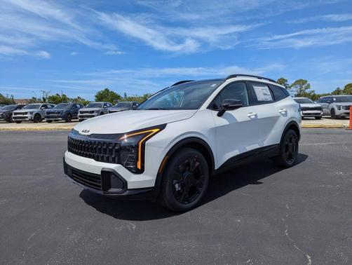 Snow White Pearl 2026 Kia Sportage Hybrid X-Line