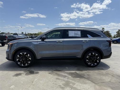 2025 Kia Sorento SX