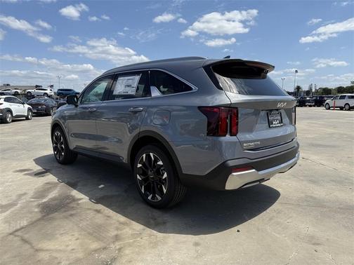 2025 Kia Sorento SX