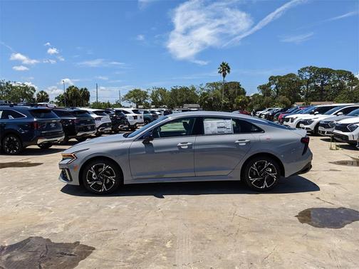 2025 Kia K5 GT-Line