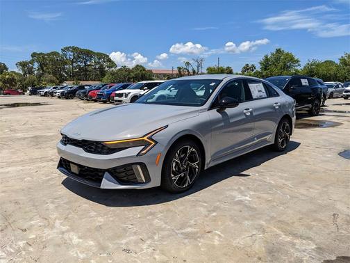 2025 Kia K5 GT-Line