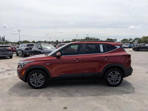 2021 Kia Seltos S