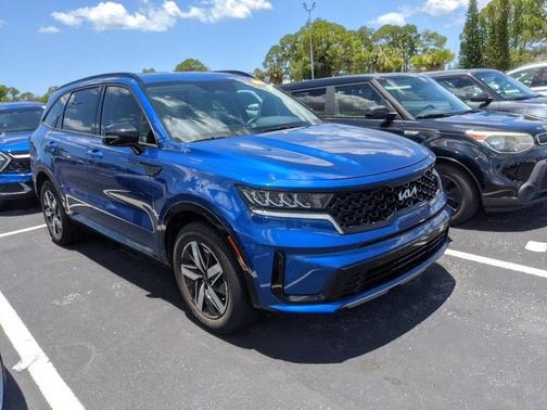 2022 Kia Sorento S