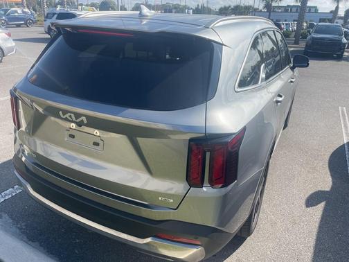 2025 Kia Sorento Hybrid EX