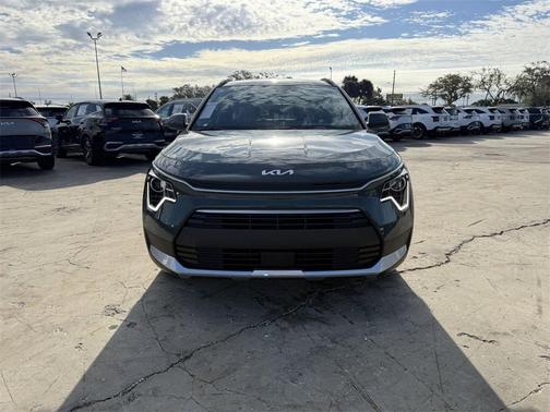 2025 Kia Niro EX