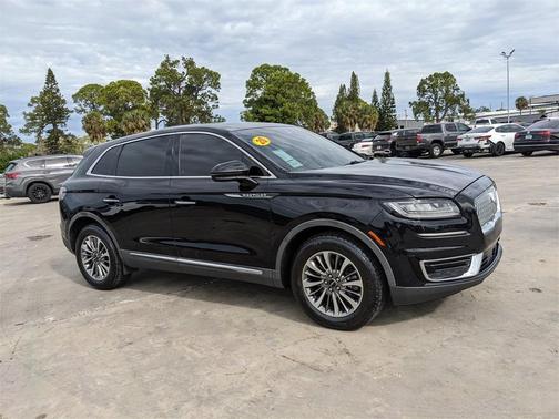 2020 Lincoln Nautilus Reserve