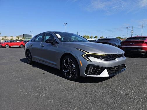 2025 Kia K5 GT-Line