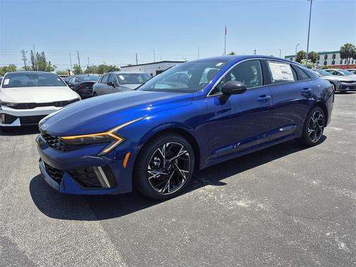 2025 Kia K5 GT-Line