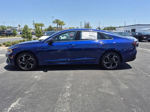 2025 Kia K5 GT-Line