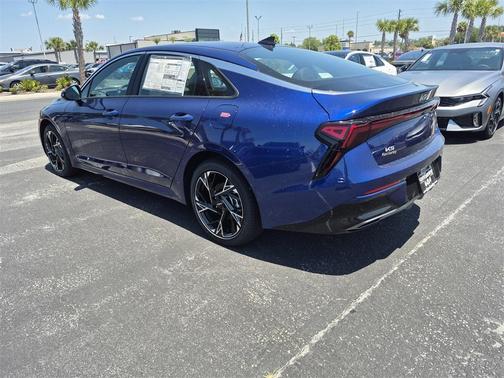 2025 Kia K5 GT-Line