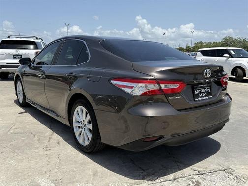 2018 Toyota Camry LE