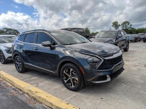 2025 Kia Sportage EX