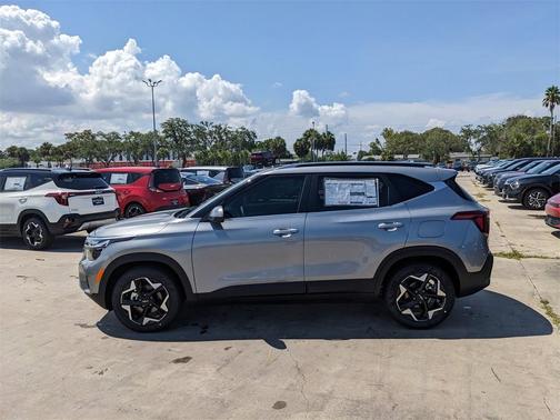 2025 Kia Seltos EX