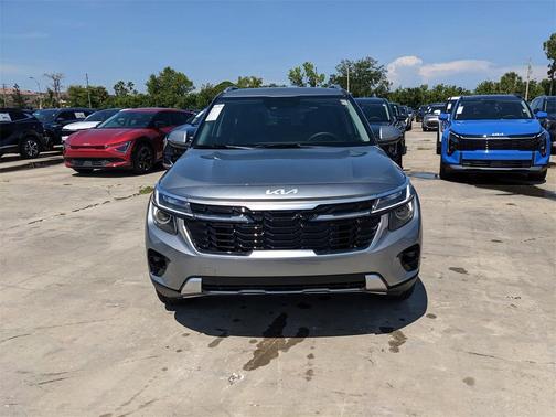 2025 Kia Seltos EX