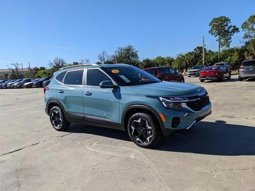 2025 Kia Seltos EX